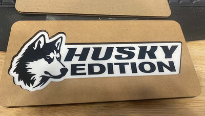 Husky Car Badge Laser Cutting Car Emblem CE074